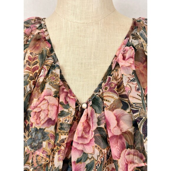 Victoria’s Secret Gold Label Sheer Floral Blouse Pearl Button VNeck Romantic M/L - Picture 3 of 15